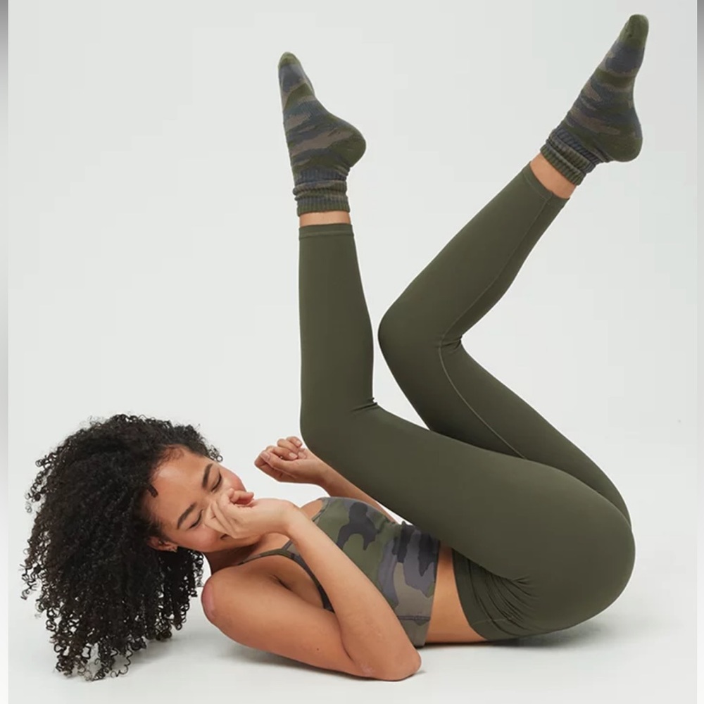 NWT offline by Aerie size large olive daze real me 7/8 leggings hi-rise $45